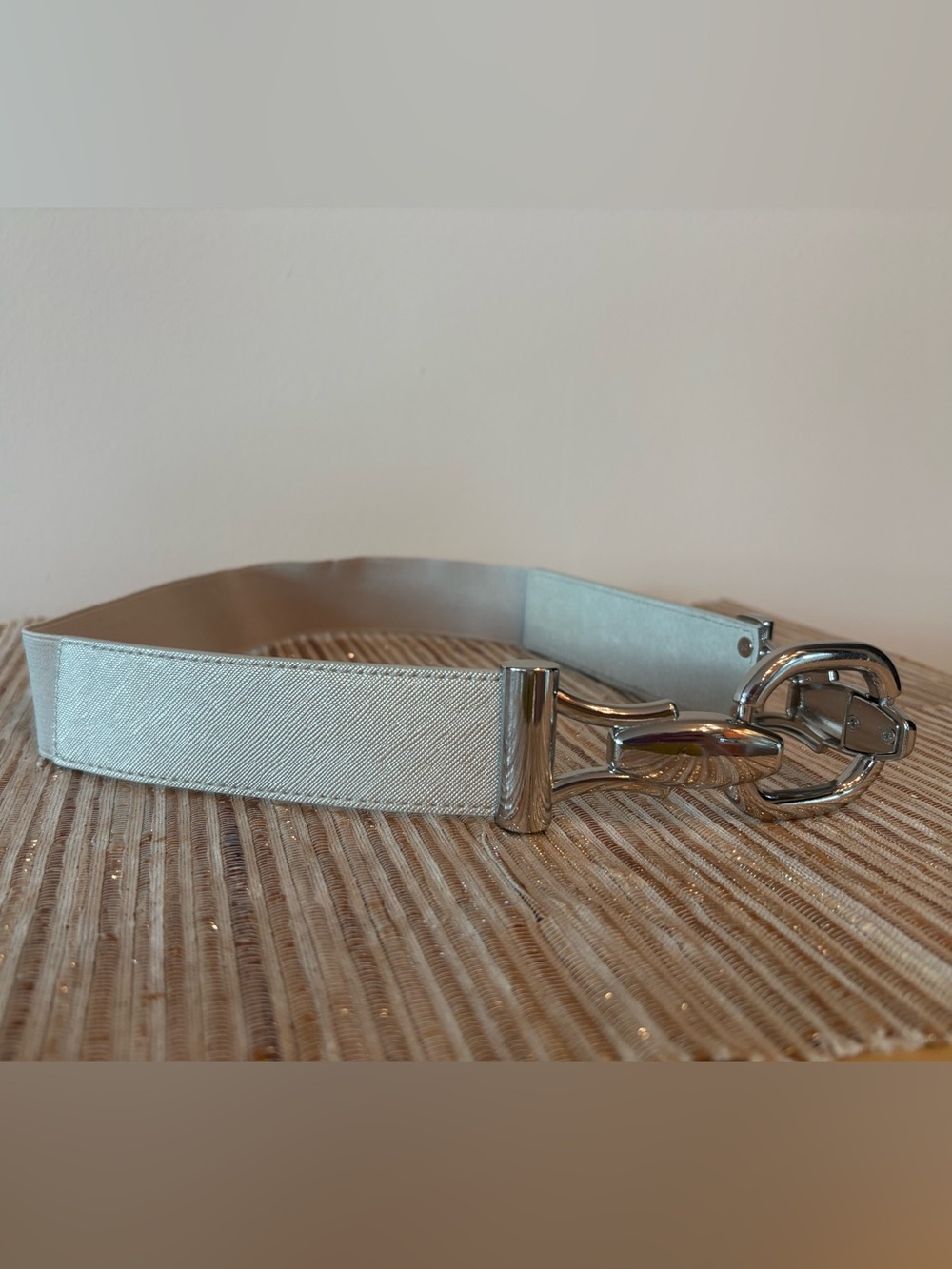 White House Black Market Silver Horsebit Stretch Belt - Picture 4 of 4